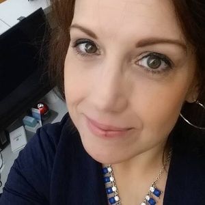 Meet your Posher, Carolyn